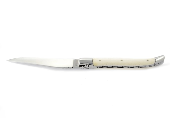 Laguiole pliant, 13 cm, manche en os (bovin), abeille forgée