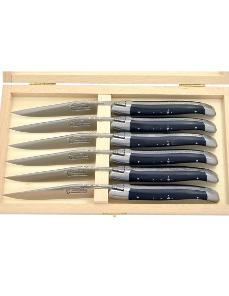 Couteaux de table (couteaux à steak), finition gamme prestige, mitres inox mat, manche pointe de corne (foncée)