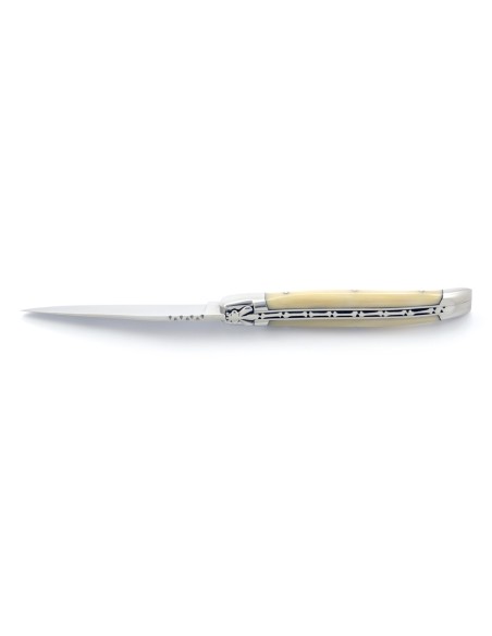 Laguiole pliant, 13 cm, abeille forgée, lame seule, mitres inox brillant, manche en pointe de corne claire