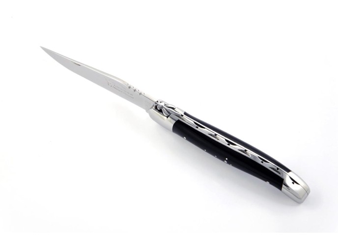 Laguiole pliant, 11 cm, abeille forgée, lame seule, mitres inox brillant, manche en pointe de corne (foncée)