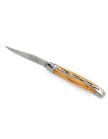 Laguiole pliant, 11 cm, abeille forgée, lame seule, ciselé dessus dessous, mitres inox mat, manche en olivier