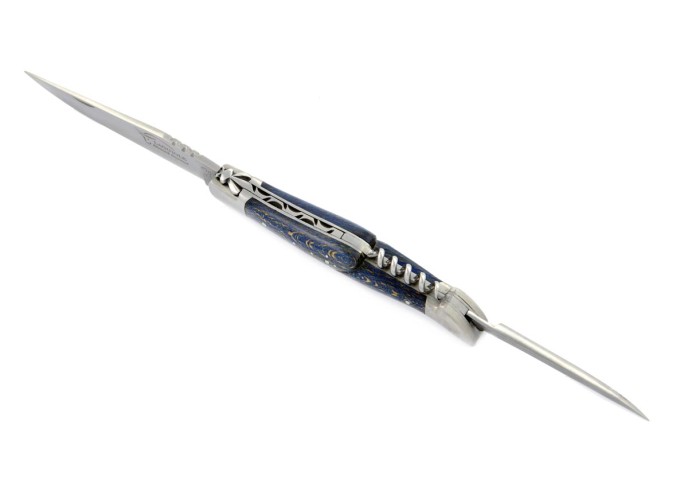 Laguiole pliant, 12 cm, abeille forgée, lame & tire-bouchon & poinçon, mitres inox mat, manche hêtre teinté bleu