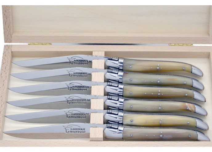 Coffret de couteaux de table Laguiole avec mitres inox brillant, manche galbé en pointe de corne claire