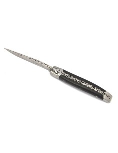 Laguiole pliant, 10 cm, abeille forgée, lame seule, ciselé dessus dessous, mitres inox mat, manche en fibre de carbone