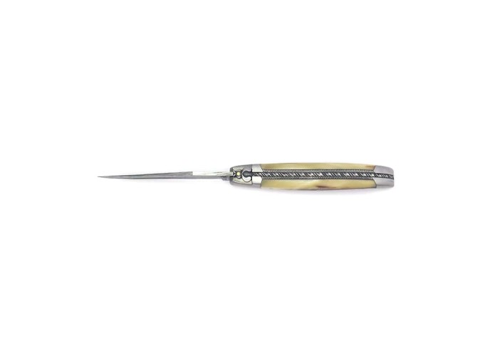 Laguiole pliant, 12 cm, lame Damas sauvage, abeille et ressort ciselés burin, manche en pointe de corne claire