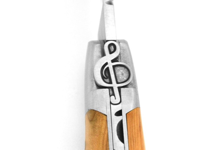 Laguiole 12 cm, clef de sol, lame seule, manche en olivier