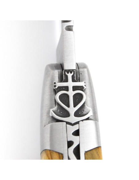 Laguiole 12cm, Camargue-Kreuz, Klinge und Korkenzieher, Olivenholz