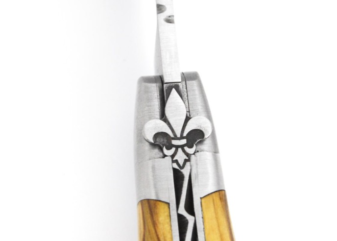 Laguiole knife, 12 cm, fleur de Lis, blade and corkscrew, olivewood