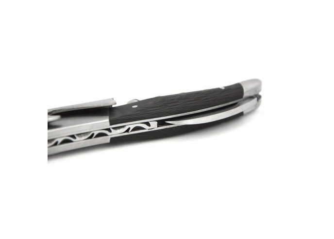 Sommelier Laguiole manche galbé en fibre de carbone, 2 mitres inox mat