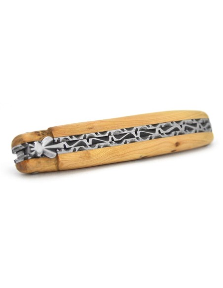 Laguiole 12cm,  Edelstahl als 'brut de forge' Klinge, Doppelplatinen, Heftbacken aus glänzendem Edelstahl, Wacholderholz.