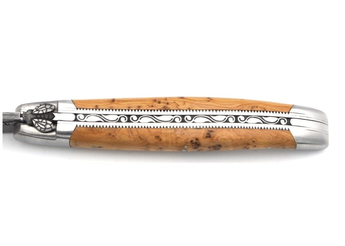 laguiole pliant 12cm lame damas sauvage abeille et ressort ciseles burin manche en genévrier