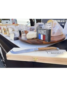 Laguiole Käsemesser, Heftbacken aus mattem Edelstahl, breiterer Griff aus Olivenholz 2