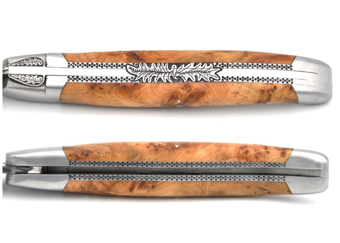 Laguiole 12cm, Damast Klinge, Griff aus Wacholderholz