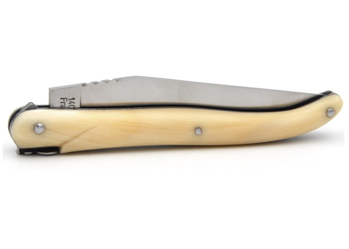 Laguiole Klappmesser, 12 cm, Biene und Feder mit Feile ziseliert, Voller Griff aus Hornspitze