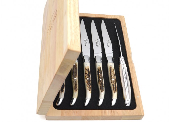 Coffret de couteaux de table de Laguiole avec mitres inox brillant, manche en bois de cerf