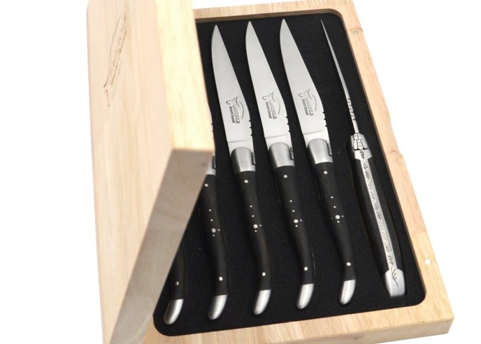 Coffret de véritables couteaux à steak Laguiole, manche galbé en ébène