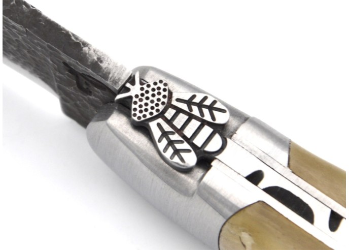 Laguiole pocket knife 12 cm, milled bee N°1, brut de forge blade, ram's horn handle with matt bolsters