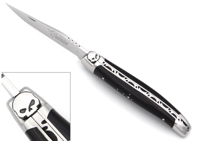 Laguiole Klappmesser, 11cm, Schädelkopf, Heftbacken aus glänzendem Edelstahl, Griff aus Hornspitze