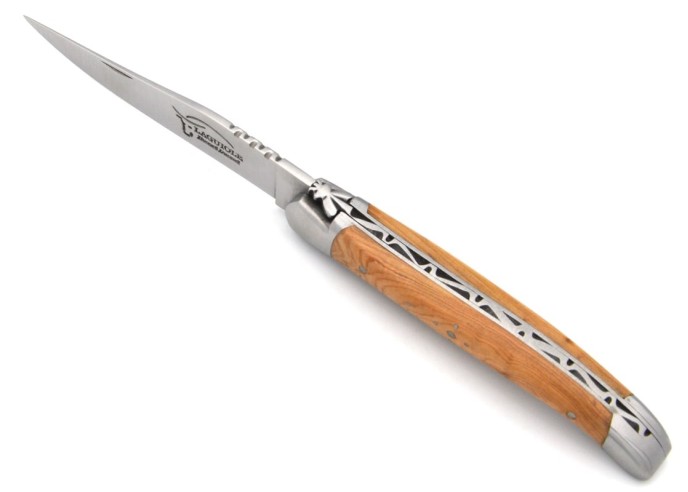 Laguiole pocket knife, 11 cm, forged bee, juniper handle with matt bolsters