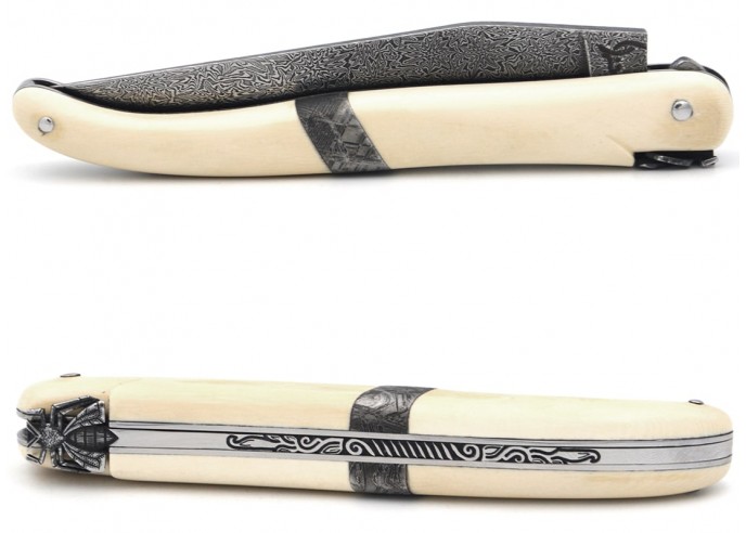Laguiole folding knife 12 cm, central bolster in meteorite, Damascus mosaic blade with a white mammoth ivory handle