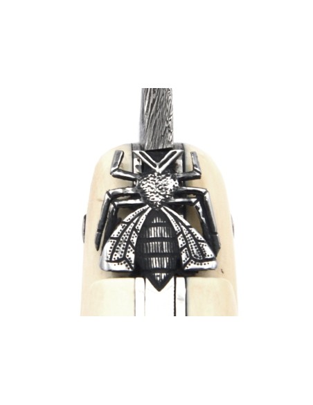 Laguiole 12cm, mitre centrale en météorite, lame Damas mosaïque