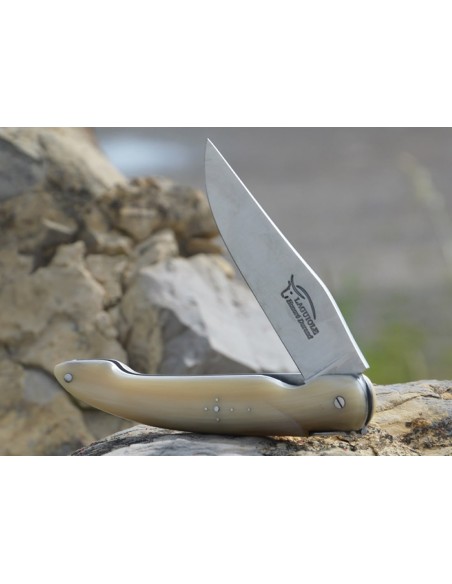 Laguiole, modèle Chasse, plein manche inox mat, pointe de corne claire