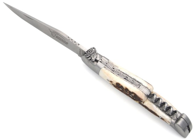 Laguiole 12cm, Klinge, Korkenzieher und Dorn, unten und oben ziselierte, Heftbacken aus mattem Edelstahl, Hornspitze