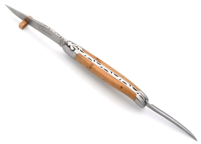Laguiole pliant 12cm, manche genévrier cade, lame et poinçon