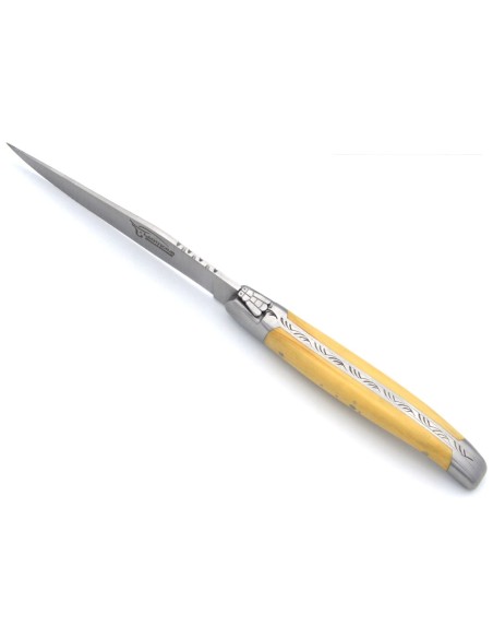 Laguiole steak knives with matt stainless steel bolsters. Wide boxwood handles