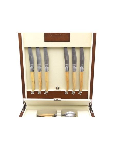 Ménagère de Laguiole prestige, 24 pièces manches en buis