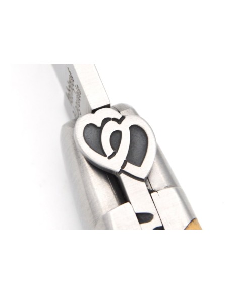 Laguiole pliant 12 cm, cœurs entrelacés, lame seule, manche en olivier