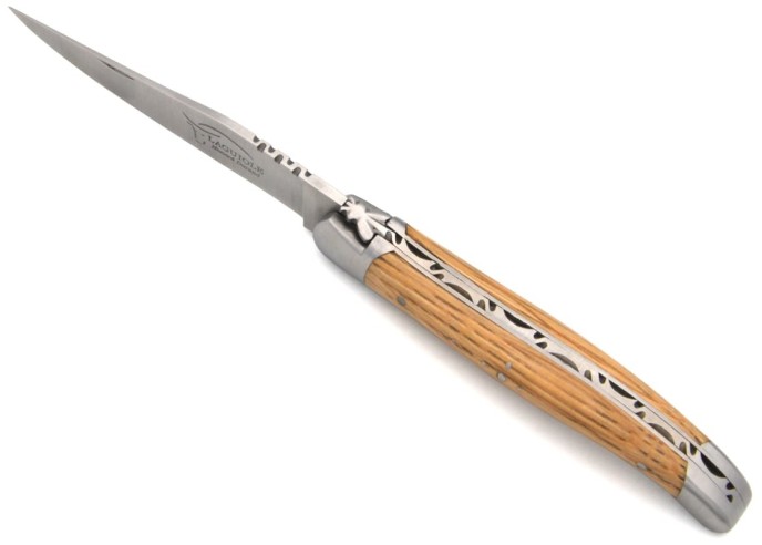 Laguiole Klappmesser, 11cm, Geschmiedete Biene, Heftbacken aus mattem Edelstahl, Griff aus Fasseiche
