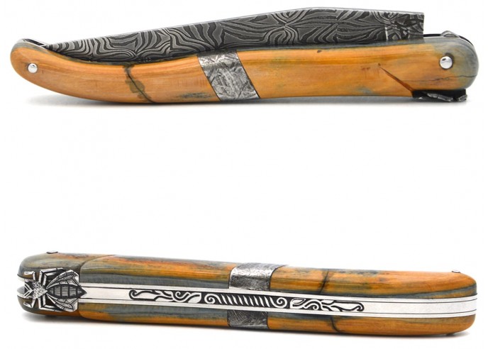 Laguiole folding knife 12 cm, central bolster in meteorite, Damascus mosaic blade with a mammoth ivory handle