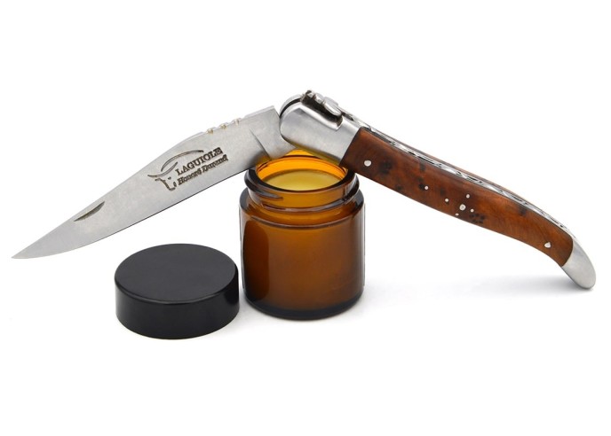 Baume de soin pour couteaux de Laguiole avec manches en bois