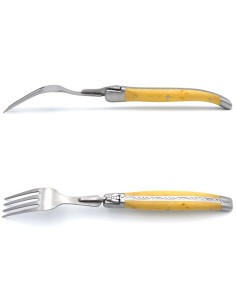 Laguiole forks with matt stainless steel bolsters. Wide boxwood handles 2