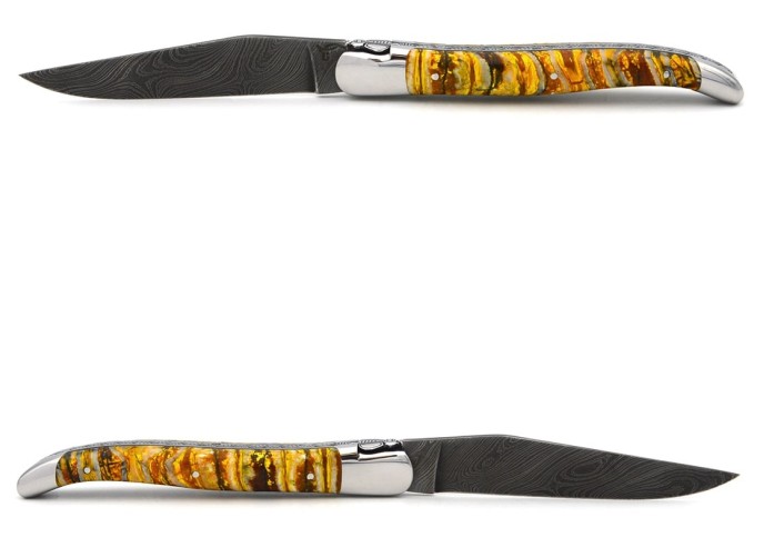 Laguiole pocket knife, 12 cm, "wild" Damascus steel blade, bee and spring hand-chiseled, yellow mammoth molar handle