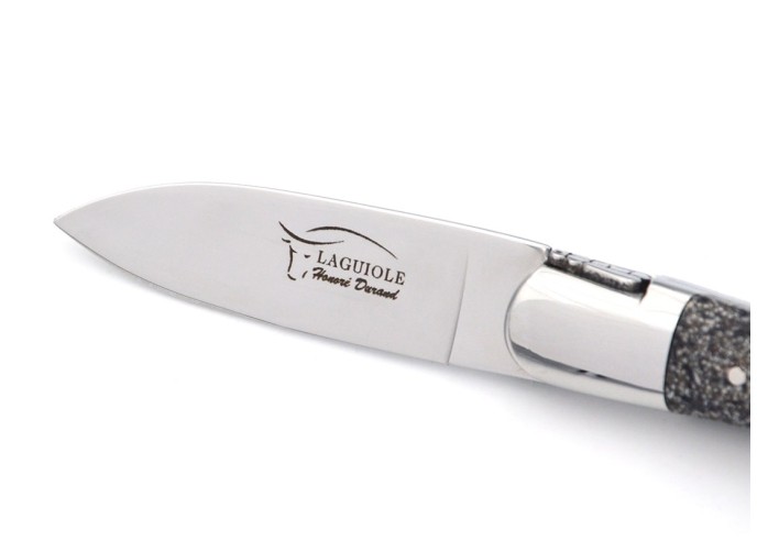 Laguiole Austernmesser, Griff aus Muschelschalen