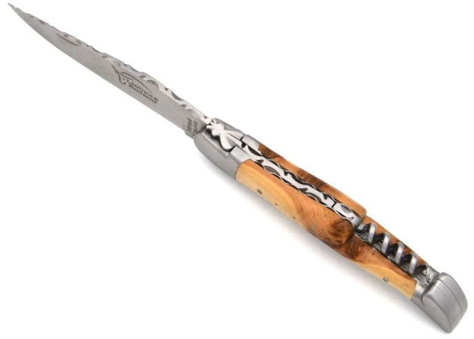 Laguiole pliant 12 cm, tire-bouchon, ciselé dessus-dessous, genévrier