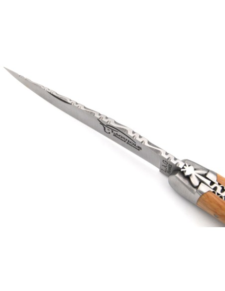 Laguiole pocket knife, 11 cm, forged bee, top and bottom chiseling, juniper handle with matt bolsters