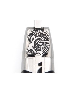 Laguiole 12 cm, tête de sanglier, lame et tire-bouchon, olivier 2