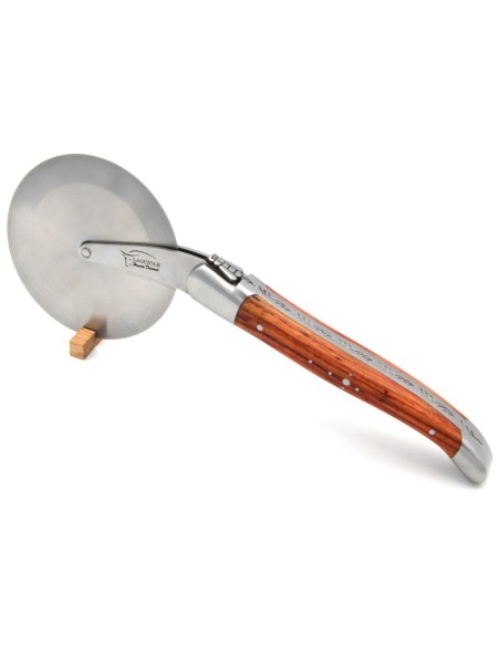Laguiole pizza wheel, rosewood handle with matt bolsters