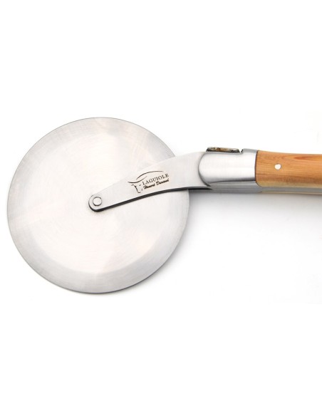 Roulette à pizza de Laguiole, manche en genévrier, finition inox mat