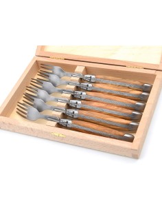 Laguiole forks with matt stainless steel bolsters. Olive wood handles
