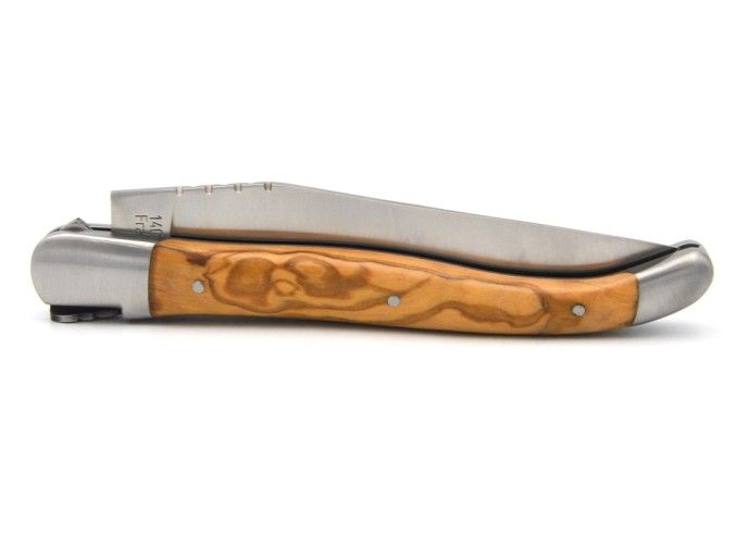 Laguiole pliant 12 cm en olivier, abeille tête de mort N°3