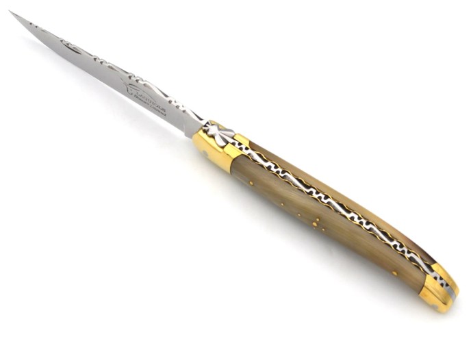 Laguiole pliant, 13 cm, abeille forgée, manche en pointe de corne