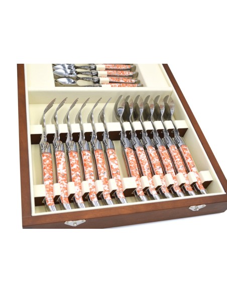 Ménagère de Laguiole 24 pièces, manche feuille de cuivre en inclusion