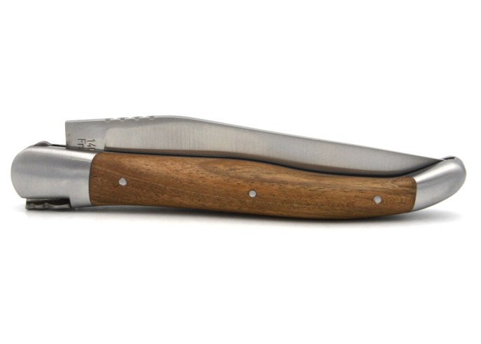 Laguiole pliant 12 cm, abeille forgée, manche super galbé en noyer