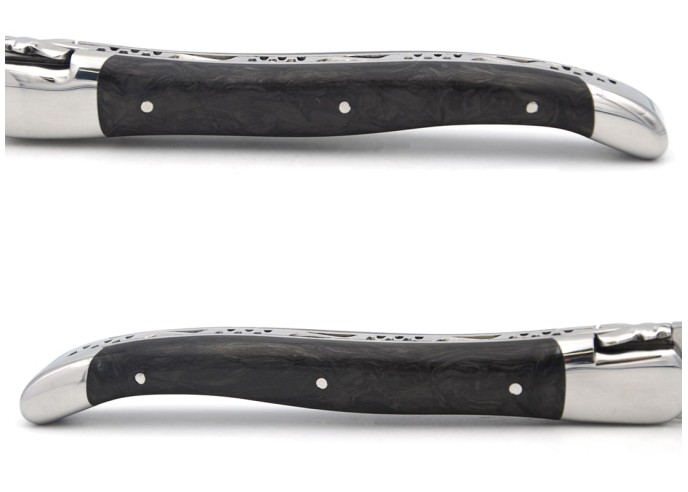 Laguiole pliant 12 cm, manche en fibre de carbone forgé, abeille forgée