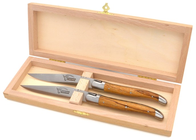 Coffret de couteaux de table de Laguiole, manche galbé en bois serpent