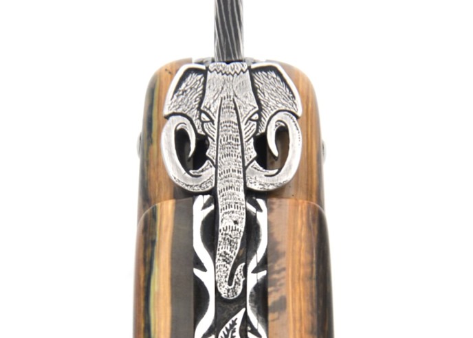 Laguiole folding knife 12 cm, central bolster in meteorite, Damascus mosaic blade with a mammoth ivory handle